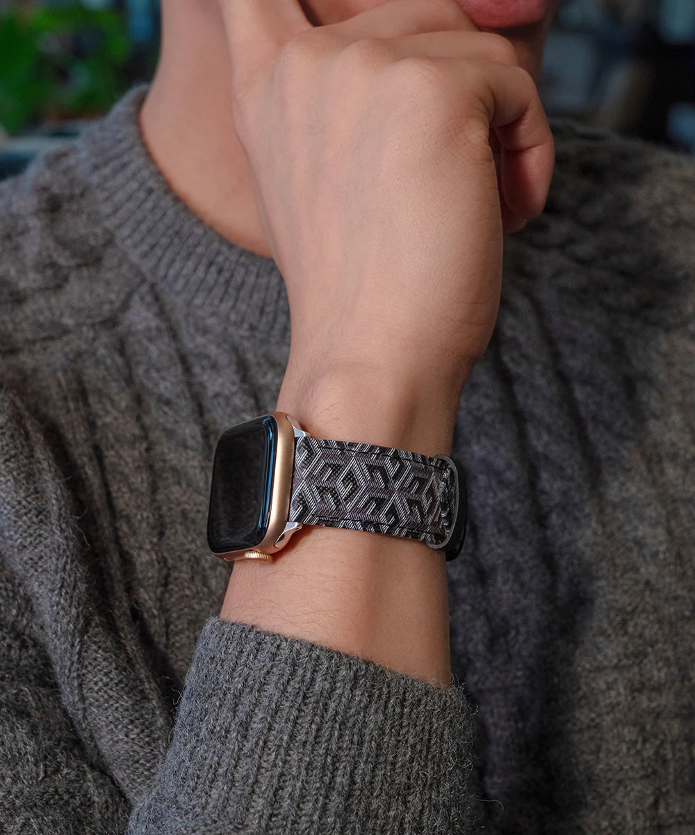 GUESS Logo Leather Band for Apple 42-44 mm Watch - Image 5