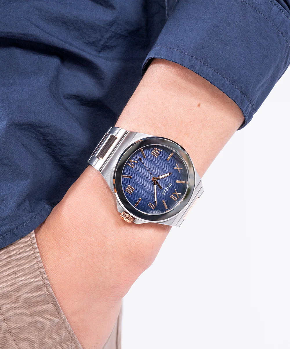 GUESS Mens 2-Tone Silver Tone Analog Watch - Image 5