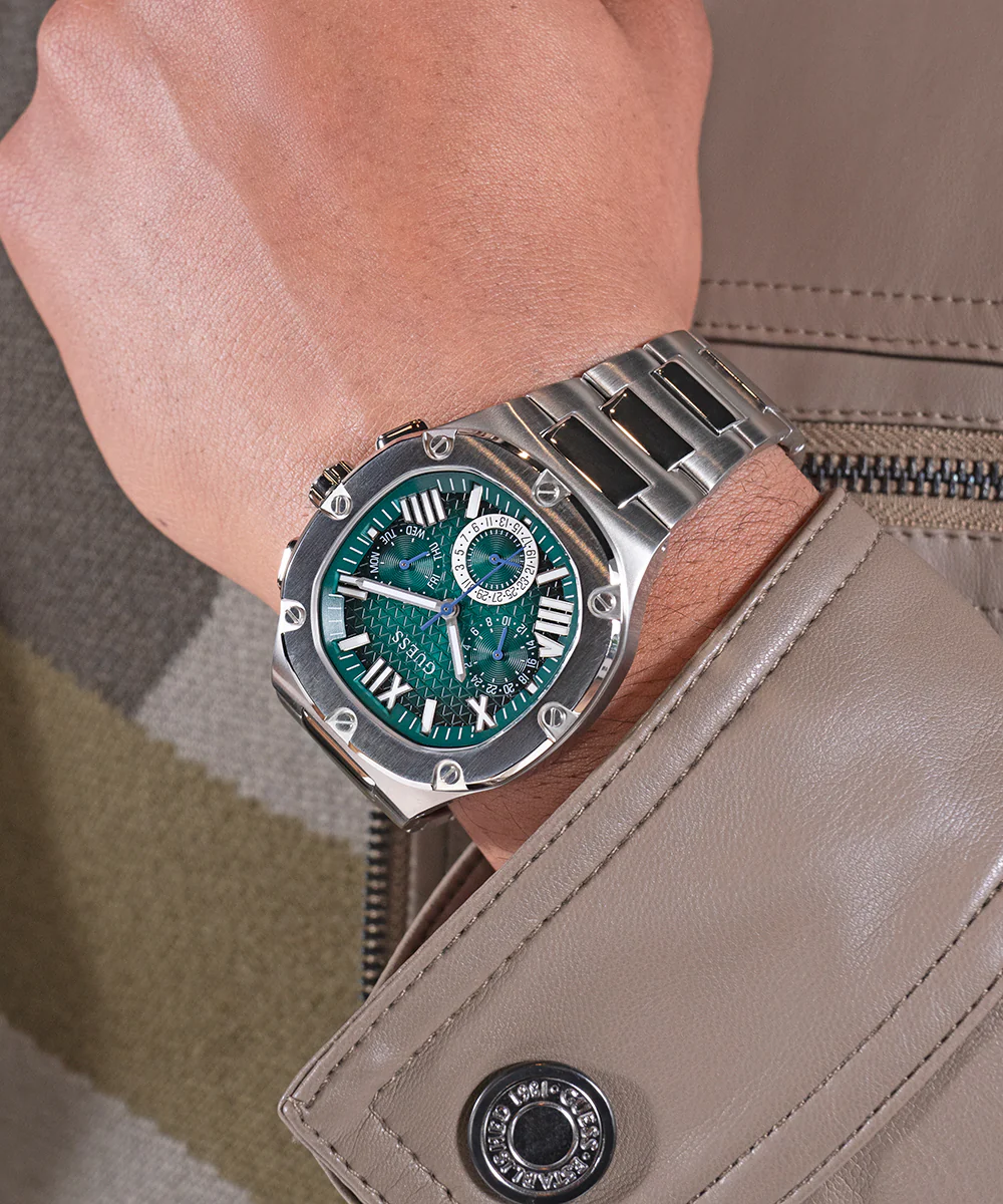 GUESS Mens Silver Tone Multi-function Watch - Image 6